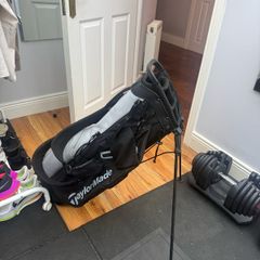 Taylormade golf stand bag