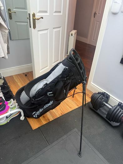 Taylormade golf stand bag