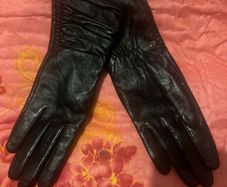 Atmosphere black real soft  leather ladies gloves size S/M Free post
