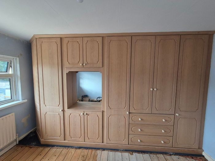 Built in wardrobe