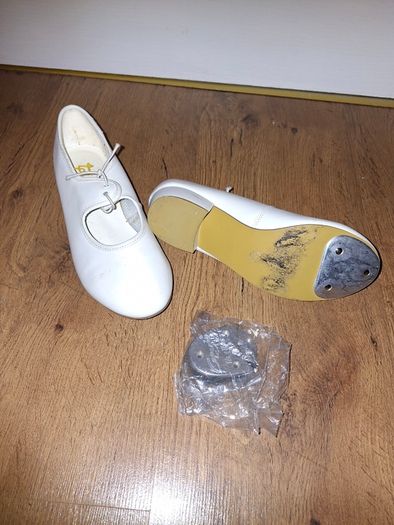 Tie front dance shoes(tap shoes), leather, size 2