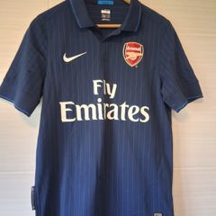 Arsenal Jersey. Official Nike Arsenal Mens Away Jersey From Season 2009/2010. Authentic Original From The Time. Not A Modern Day Remake.  Collect In Dublin Or Receive Via Post.