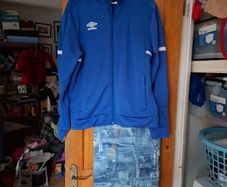 umbro top size l