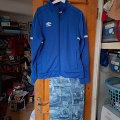 umbro top size l