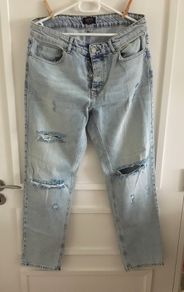 MAN unisex distressed jeans in excellent condition 34 inch waist and 31 inch inside leg FREE STANDARD POSTAGE INCLUDED