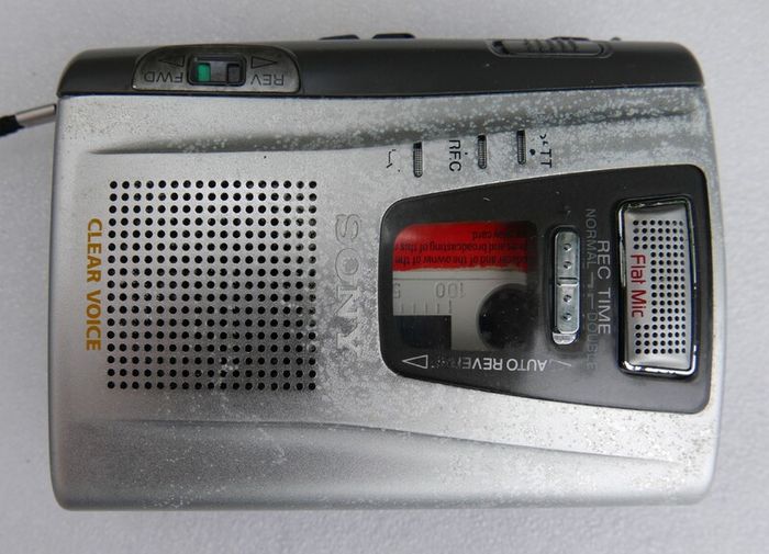 Sony Walkman TCM-40DV Cassette Recorder/Victaphone