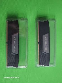 48 Gb DDR5 (2x24 Gb) Corsair Vengeance Black 5600 Mhz.