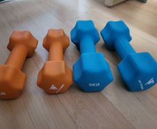3kg and 5kg dumbells
