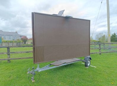 Advertising trailer