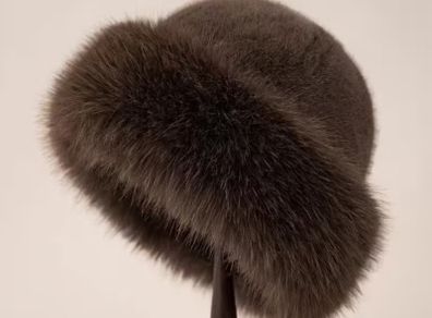 Fluffy Women Hat (Brown)