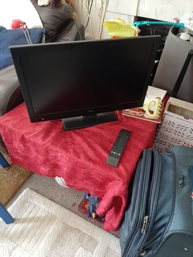 TV flat old