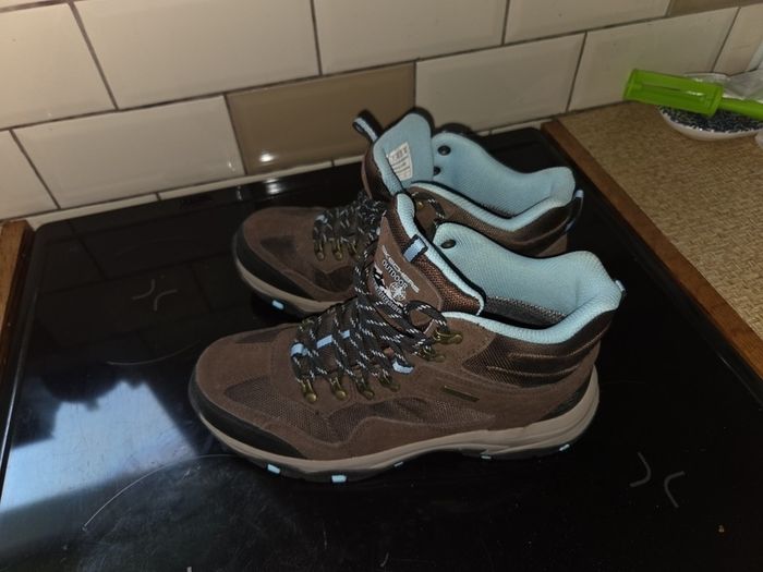 Skechers hiking Boots