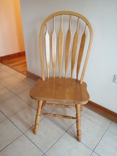 Pine chair