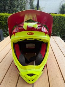 Bell downhill helmet