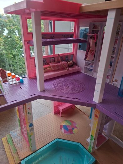 barbie dream house