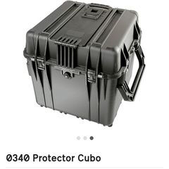 Pelican 0340Protector Cube Case