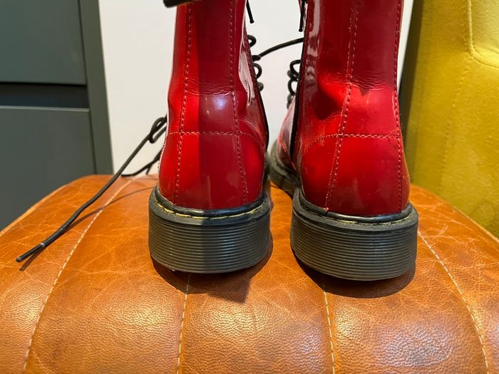 Red patent Docs