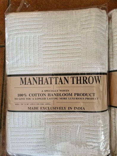 Manhattan 100 % Cotton Throws (2 Sizes)