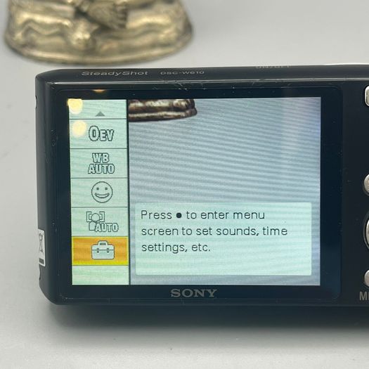 Sony Cybershot DSC-W610 Digital Camera - Black - Full Kit - 14mp
