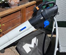 Leaf Blower