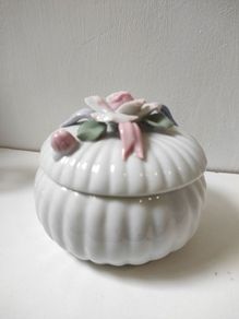 Vintage Porcelain Trinket Box