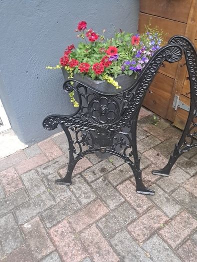 Garden bench ends