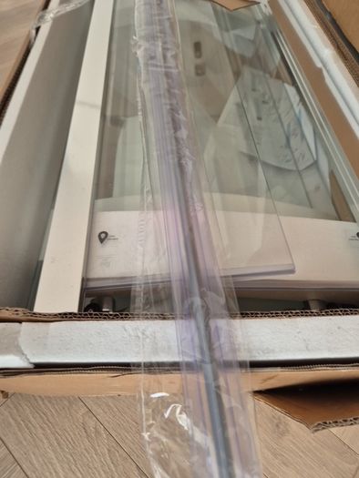 shower enclosure