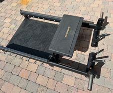 Gym80 glutebuilder hip thrust bench