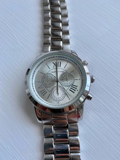 Red Herring unisex watch, silver, like new, barely used