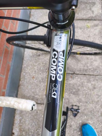 boardman comp road bike
