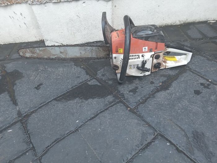 Jobsite chainsaw