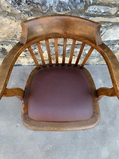 Edwardian Oak Captains Chair.