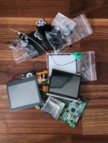 DS Lite for parts + Housing Shell Case Kit for Nintendo DS Lite