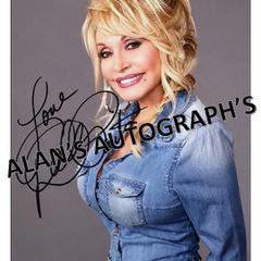 Dolly Parton Autograph