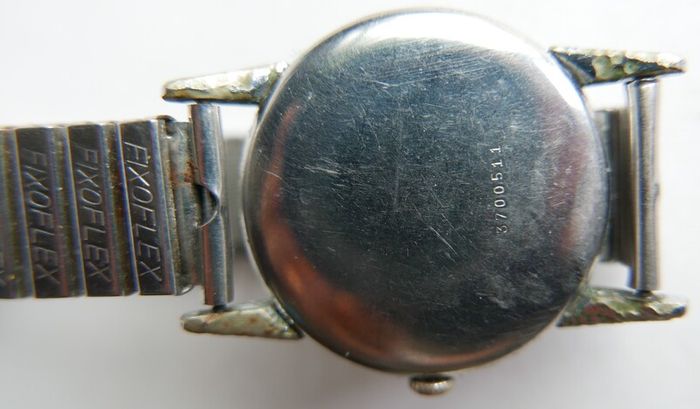 Vintage REVUE Thommen. Circa 1945..Caliber 59. Swiss Made (works ok)