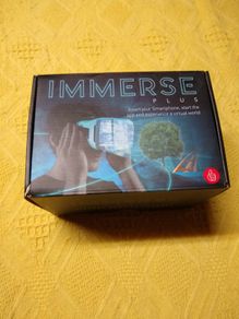 Virtual Reality Headset. Thumbs up. Immerse Plus .