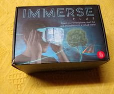 Virtual Reality Headset. Thumbs up. Immerse Plus .