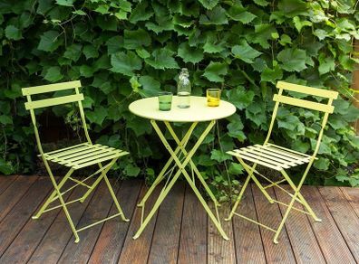 Bistro garden table and chairs