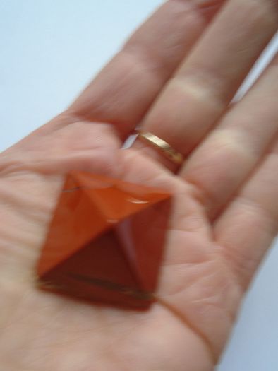 Red Jasper pyramid,Gemstones,Crystals,Healing crystals