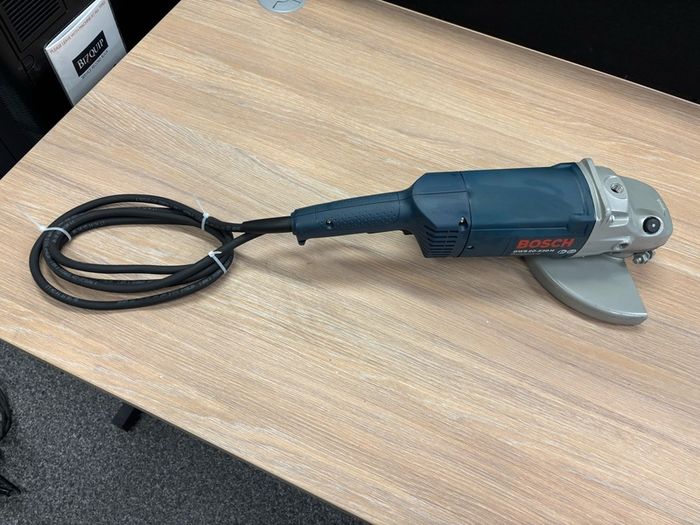 angle grinder 230mm Bosch