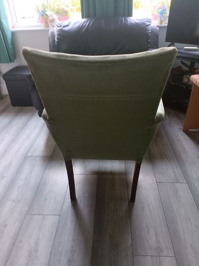Beautiful Antique Chair (perfect for any room in the house)