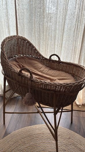 Moses Basket Vitege