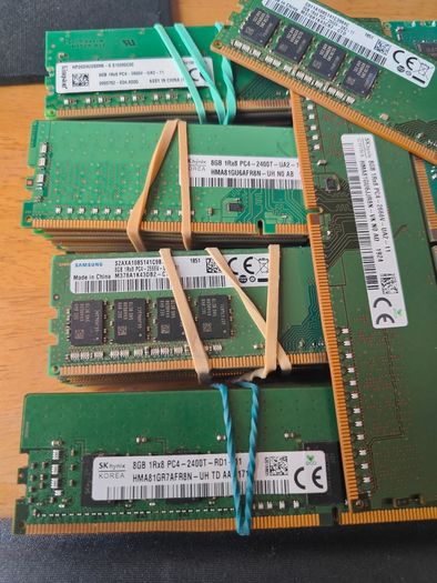 Memory ram DDR4  8GB pc and server
