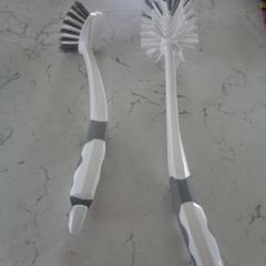 Wash Up Brushes x 2 for Sale