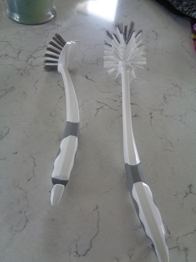 Wash Up Brushes x 2 for Sale