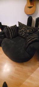 Swivel chair