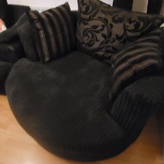 Swivel chair