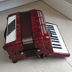 Martini Accordion