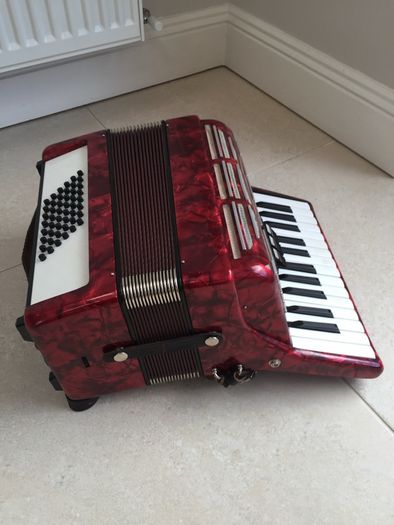 Martini Accordion