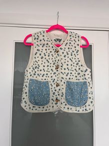 zara floral gilet